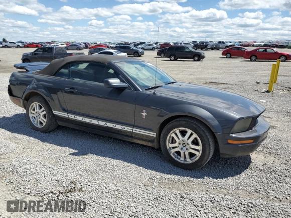 2007 Ford Mustang Deluxe z VIN 1ZVHT84N775320604, wystawiony jako Copart lot #55970295 z przebiegiem 164 642 mil mil oraz Szkoda całkowita • Salvage title. Historia ofert i sprzedaży dostępna na DreamBid. Obrazek 4.