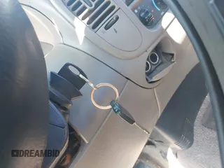 2000 Ford F-150 XL z VIN 1FTZF1723YNA11897, wystawiony jako IAAI lot #42806638 z przebiegiem Nie podano mil oraz . Historia ofert i sprzedaży dostępna na DreamBid. Obrazek 11.