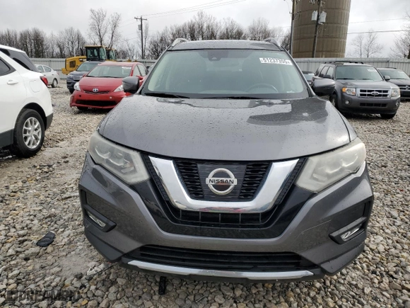 2017 Nissan Rogue SV with VIN 5N1AT2MV7HC776760, listed as a Copart auction lot 51237355 with 157,804 mi miles and Clean Title. Bid and sale history available at carsss.com. Image 5.