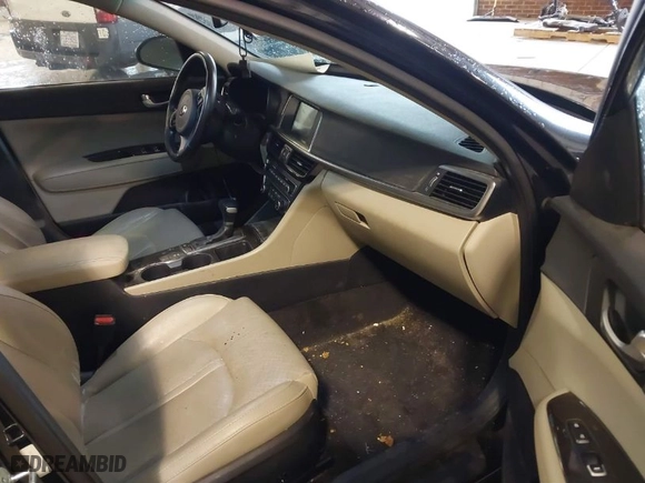 2018 Kia Optima EX with VIN 5XXGU4L30JG182878, listed as a IAAI auction lot 41733244 with 134,642 mi miles. Bid and sale history available at carsss.com. Image 5.