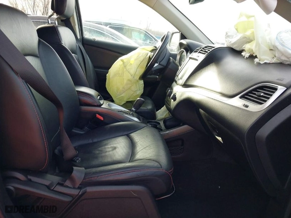 2018 Dodge Journey GT with VIN 3C4PDDEG5JT330298, listed as a IAAI auction lot 41456247 with NaN miles. Bid and sale history available at carsss.com. Image 5.