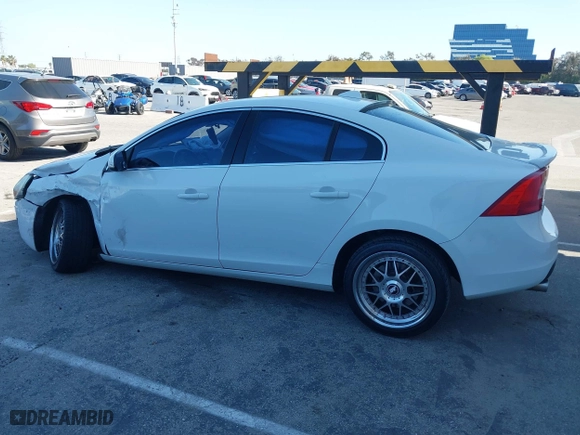 2013 Volvo S60 T5 Premier with VIN YV1612FS7D2184899, listed as a IAAI auction lot 42003628 with 140,073 mi miles. Bid and sale history available at carsss.com. Image 13.