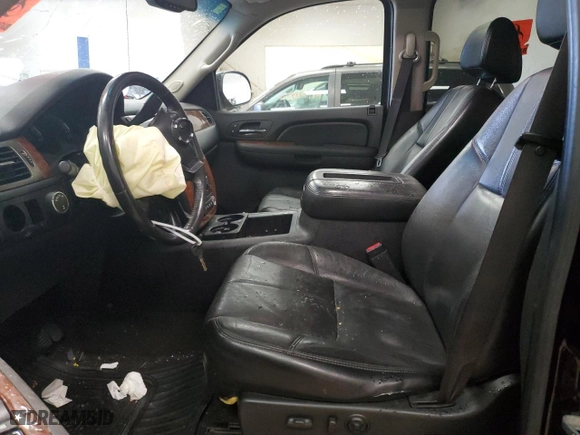 2007 Chevrolet Silverado 1500 LT w/1LT with VIN 2GCEK13M271526763, listed as a Copart auction lot 57831964 with 194,779 mi miles and Clean Title. Bid and sale history available at carsss.com. Image 7.