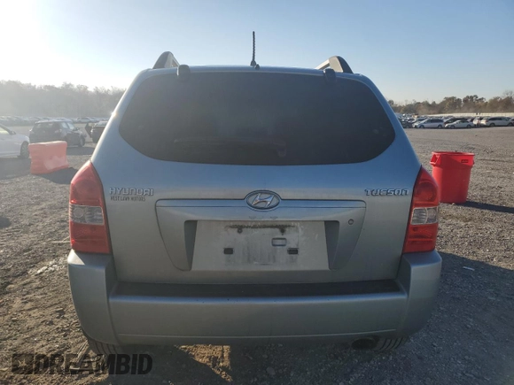 2008 Hyundai Tucson GLS with VIN KM8JM12B38U711611, listed as a Copart auction lot 77448304 with 225,622 mi miles and Salvage Title. Bid and sale history available at carsss.com. Image 6.