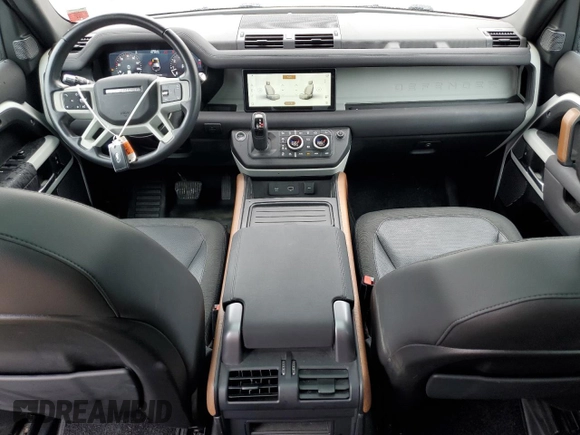 2021 Land Rover Defender S с VIN SALEJ7RX1M2046919, выставлен на аукционе Copart как лот 71701984 с пробегом 37 655 миль миль и Списание • Salvage title. История ставок и продаж доступна на DreamBid. Изображение 8.