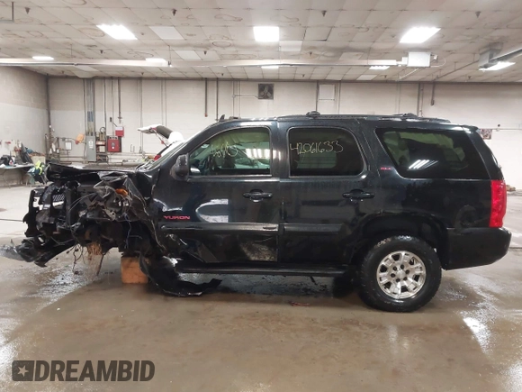 2007 GMC Yukon SLT with VIN 1GKFK13057R417047, listed as a IAAI auction lot 42061633 with 183,130 mi miles and . Bid and sale history available at DreamBid. Image 15.
