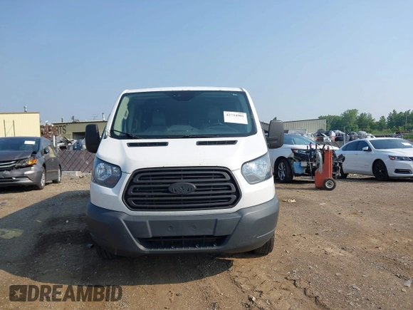2016 Ford Transit z VIN 1FTYR2YM7GKB49371, wystawiony jako IAAI lot #42734901 z przebiegiem 439 908 mil mil oraz . Historia ofert i sprzedaży dostępna na DreamBid. Obrazek 12.
