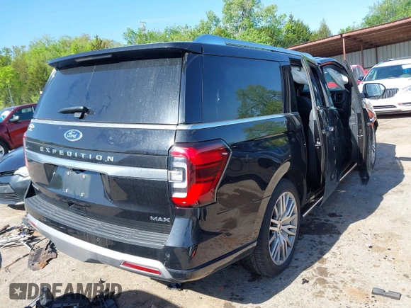 2023 Ford Expedition Max Platinum with VIN 1FMJK1M89PEA39845, listed as a IAAI auction lot 42071231 with Not provided miles and . Bid and sale history available at DreamBid. Image 4.