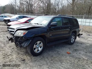 2004 Toyota 4Runner SR5 with VIN JTEZU14R940040329, listed as a IAAI auction lot 41802973 with 230,551 mi miles. Bid and sale history available at carsss.com. Image 2.