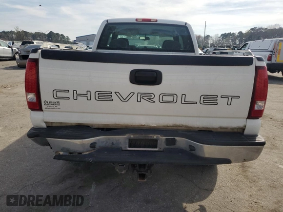 2006 GMC Sierra 1500 SLT z VIN 1GTEK19B36Z197048, wystawiony jako Copart lot #49546565 z przebiegiem 220 828 mil mil oraz Szkoda całkowita • Salvage title. Historia ofert i sprzedaży dostępna na DreamBid. Obrazek 6.