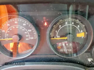 2014 Jeep Patriot High Altitude z VIN 1C4NJPFA3ED624371, wystawiony jako Copart lot #61250965 z przebiegiem 169 148 mil mil oraz Szkoda całkowita • Salvage title. Historia ofert i sprzedaży dostępna na DreamBid. Obrazek 9.