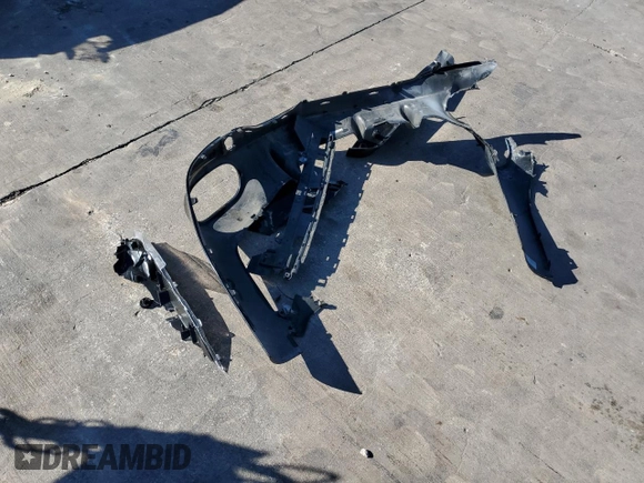2023 Mercedes-Benz CLA 35 AMG z VIN W1K5J5BB2PN366611, wystawiony jako Copart lot #79304304 z przebiegiem 12 305 mil mil oraz Szkoda całkowita • Salvage title. Historia ofert i sprzedaży dostępna na DreamBid. Obrazek 14.