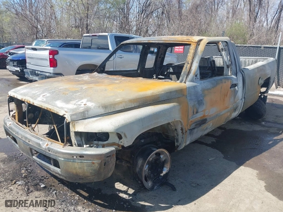 2002 Dodge Ram 2500 with VIN 3B7KF23Z82M265794, listed as a IAAI auction lot 41839111 with 1 mi miles. Bid and sale history available at carsss.com. Image 2.