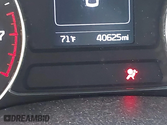 2018 Kia Forte LX with VIN 3KPFL4A72JE220107, listed as a IAAI auction lot 41541550 with 40,625 mi miles and . Bid and sale history available at DreamBid. Image 16.