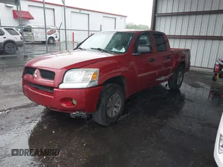 2008 Mitsubishi Raider LS z VIN 1Z7HC28K48S619894, wystawiony jako IAAI lot #42400123 z przebiegiem 246 929 mil mil oraz . Historia ofert i sprzedaży dostępna na DreamBid. Obrazek 2.