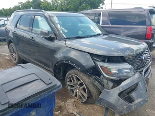 2018 Ford Explorer Sport с VIN 1FM5K8GT9JGB25095, выставлен на аукционе IAAI как лот 42764398 с пробегом 67 463 миль миль и . История ставок и продаж доступна на DreamBid. Изображение 1.