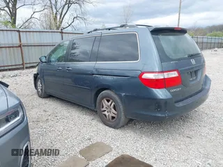 2006 Honda Odyssey EX-L with VIN 5FNRL38716B441549, listed as a IAAI auction lot 42048758 with 232,194 mi miles. Bid and sale history available at carsss.com. Image 3.