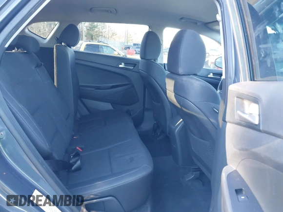 2020 Hyundai Tucson SE z VIN KM8J2CA49LU209117, wystawiony jako IAAI lot #41214916 z przebiegiem Nie podano mil oraz . Historia ofert i sprzedaży dostępna na DreamBid. Obrazek 8.