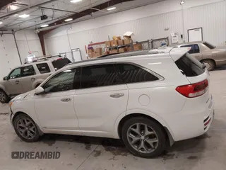 2018 Kia Sorento SX with VIN 5XYPKDA58JG414522, listed as a IAAI auction lot 41548855 with 157,725 mi miles and . Bid and sale history available at carsss.com. Image 13.