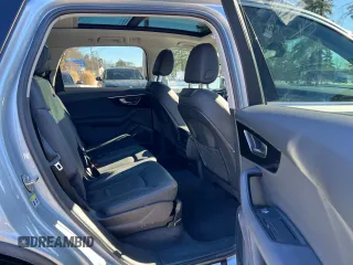 2024 Audi Q7 Premium Plus with VIN WA1LXBF78RD006198, listed as a Copart auction lot 43854945 with 31,863 mi miles and Clean title. Bid and sale history available at DreamBid. Image 6.