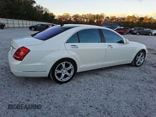 2011 Mercedes-Benz S-Class S 550 with VIN WDDNG7BB0BA401804, listed as a Copart auction lot 81558984 with 188,875 mi miles and Clean Title. Bid and sale history available at carsss.com. Image 3.