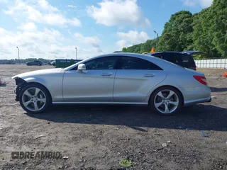 2012 Mercedes-Benz CLS 550 with VIN WDDLJ7DBXCA033655, listed as a IAAI auction lot 42252855 with 71,471 mi miles and . Bid and sale history available at DreamBid. Image 15.