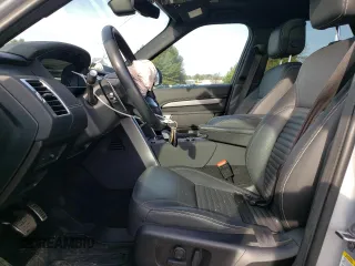 2023 Land Rover Discovery S R-Dynamic with VIN SALRT4EU6P2478786, listed as a Copart auction lot 81288264 with 19,173 mi miles and Salvage Title. Bid and sale history available at DreamBid. Image 7.
