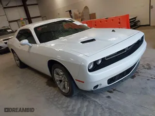 2016 Dodge Challenger SXT Plus with VIN 2C3CDZAG5GH171905, listed as a IAAI auction lot 41874518 with 84,467 mi miles. Bid and sale history available at carsss.com. Image 1.