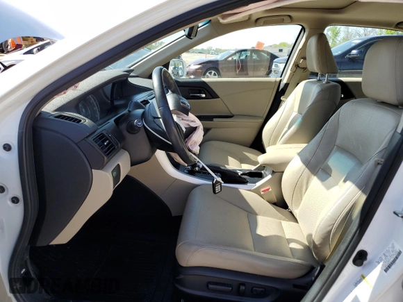 2013 Honda Accord Touring with VIN 1HGCR3F98DA032772, listed as a Copart auction lot 53955005 with 133,280 mi miles and Salvage title. Bid and sale history available at DreamBid. Image 7.