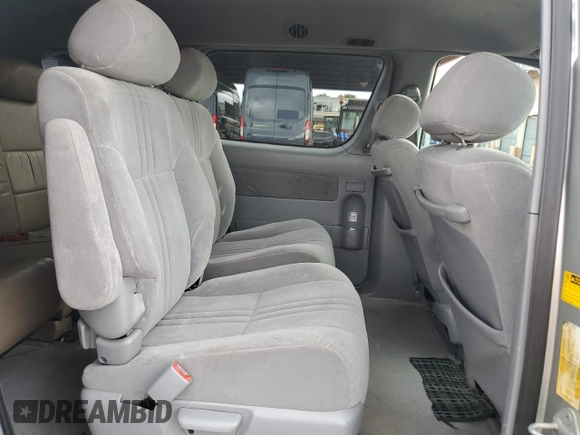 2003 Toyota Sienna LE with VIN 4T3ZF13C23U551614, listed as a Copart auction lot 80946134 with 160,302 mi miles and Salvage Title. Bid and sale history available at carsss.com. Image 10.