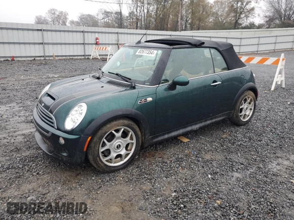 2008 MINI Convertible S z VIN WMWRH33518TU81148, wystawiony jako Copart lot #82677354 z przebiegiem 91 539 mil mil oraz Szkoda całkowita • Salvage title. Historia ofert i sprzedaży dostępna na DreamBid. Obrazek 1.