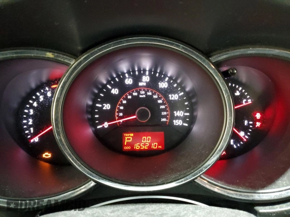 2011 Kia Sorento LX with VIN 5XYKTDA16BG119022, listed as a Copart auction lot 54311575 with 165,210 mi miles and Salvage Title. Bid and sale history available at carsss.com. Image 9.