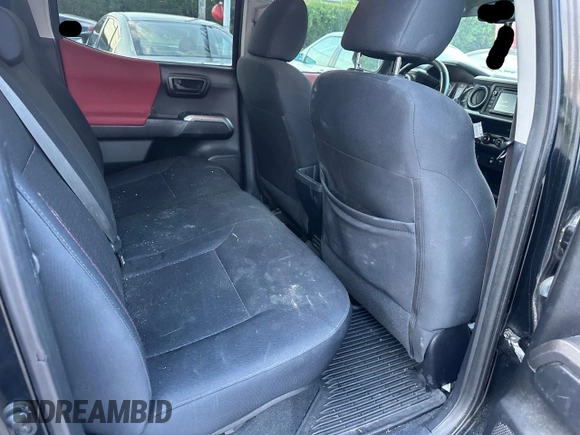 2019 Toyota Tacoma SR z VIN 3TMCZ5AN0KM203691, wystawiony jako Copart lot #60376205 z przebiegiem 218 516 mil mil oraz Czysty tytuł • Clean title. Historia ofert i sprzedaży dostępna na DreamBid. Obrazek 6.