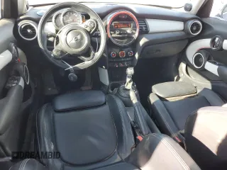 2016 MINI Hardtop 4 Door S with VIN WMWXU3C53G2B62859, listed as a Copart auction lot 43968975 with 92,412 mi miles and Salvage title. Bid and sale history available at DreamBid. Image 8.