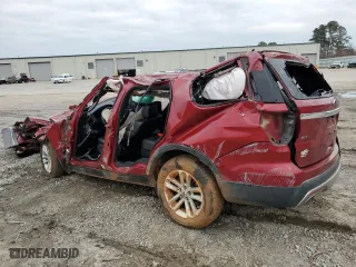 2016 Ford Explorer XLT with VIN 1FM5K7D85GGC53966, listed as a Copart auction lot 44246515 with 136,696 mi miles and Salvage Title. Bid and sale history available at carsss.com. Image 2.