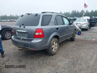 2008 Kia Sorento LX z VIN KNDJC735085852715, wystawiony jako IAAI lot #40113362 z przebiegiem Nie podano mil oraz . Historia ofert i sprzedaży dostępna na DreamBid. Obrazek 4.