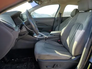 2020 Hyundai Sonata SEL z VIN 5NPEF4JA5LH053951, wystawiony jako Copart lot #45577565 z przebiegiem 117 615 mil mil oraz Szkoda całkowita • Salvage title. Historia ofert i sprzedaży dostępna na DreamBid. Obrazek 7.