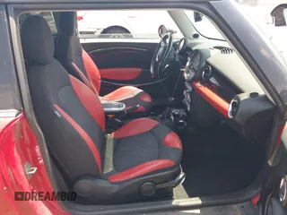2008 MINI Hardtop с VIN WMWMF33538TT65157, выставлен на аукционе IAAI как лот 42587798 с пробегом 128 795 миль миль и . История ставок и продаж доступна на DreamBid. Изображение 5.