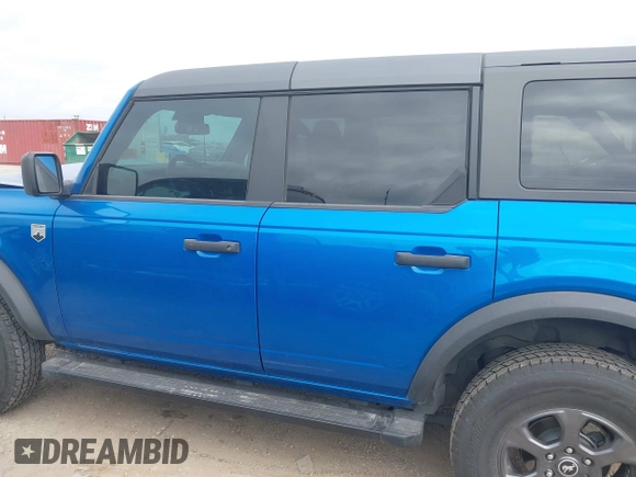 2021 Ford Bronco with VIN 1FMDE5BH7MLA94882, listed as a IAAI auction lot 42354955 with 32,837 mi miles and . Bid and sale history available at DreamBid. Image 15.