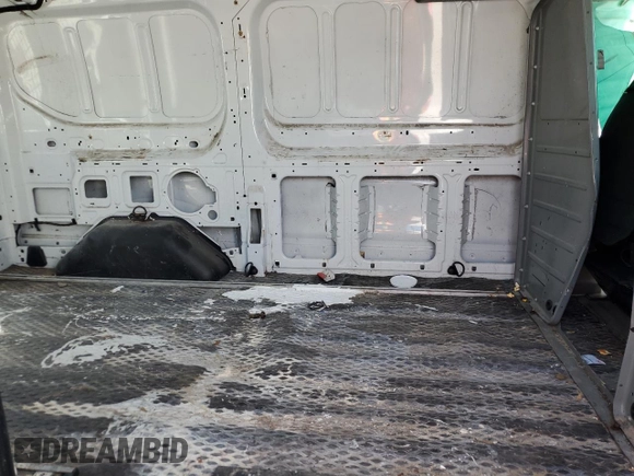 2017 Ford Transit с VIN 1FTYE1ZM1HKB43653, выставлен на аукционе Copart как лот 53069015 с пробегом 204 390 миль миль и Списание • Salvage title. История ставок и продаж доступна на DreamBid. Изображение 12.