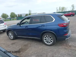 2022 BMW X5 xDrive40i z VIN 5UXCR6C08N9J99866, wystawiony jako IAAI lot #42215532 z przebiegiem 53 484 mil mil oraz . Historia ofert i sprzedaży dostępna na DreamBid. Obrazek 14.