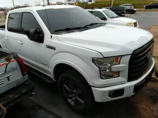 2015 Ford F-150 XLT with VIN 1FTFW1EG8FFA12438, listed as a IAAI auction lot 41743982 with 174,799 mi miles and . Bid and sale history available at carsss.com. Image 1.