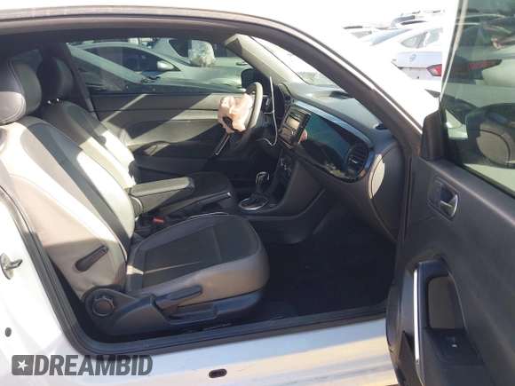 2015 Volkswagen Beetle Fleet Edition with VIN 3VWF17AT1FM623509, listed as a IAAI auction lot 41644985 with 98,648 mi miles and . Bid and sale history available at DreamBid. Image 5.