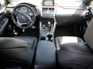 2017 Lexus NX 200t z VIN JTJBARBZXH2148188, wystawiony jako Copart lot #60908635 z przebiegiem 62 720 mil mil oraz Szkoda całkowita • Salvage title. Historia ofert i sprzedaży dostępna na DreamBid. Obrazek 8.