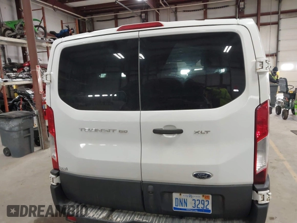 2016 Ford Transit XL z VIN 1FMZK1YM2GKA37673, wystawiony jako IAAI lot #41733664 z przebiegiem 97 638 mil mil oraz . Historia ofert i sprzedaży dostępna na DreamBid. Obrazek 16.