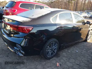 2023 Kia Forte GT-Line z VIN 3KPF54AD2PE556767, wystawiony jako IAAI lot #41245293 z przebiegiem 25 106 mil mil oraz . Historia ofert i sprzedaży dostępna na DreamBid. Obrazek 4.
