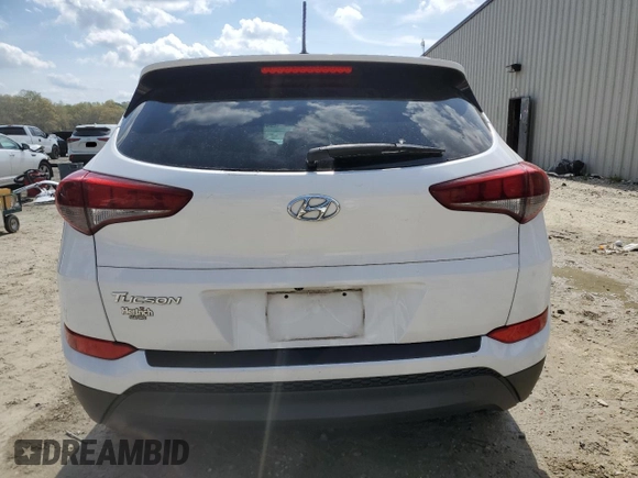 2016 Hyundai Tucson SE z VIN KM8J33A43GU179941, wystawiony jako Copart lot #54006625 z przebiegiem 132 122 mil mil oraz Szkoda całkowita • Salvage title. Historia ofert i sprzedaży dostępna na DreamBid. Obrazek 6.