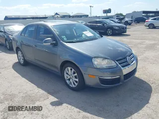 2010 Volkswagen Jetta SEL with VIN 3VWRX7AJ8AM158567, listed as a IAAI auction lot 42344380 with 151,481 mi miles and . Bid and sale history available at DreamBid. Image 1.