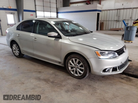 2012 Volkswagen Jetta Sedan SE w/Convenience & Sunroof PZEV with VIN 3VWBP7AJ2CM317507, listed as a Copart auction lot 45934375 with 100,152 mi miles and Salvage Title. Bid and sale history available at carsss.com. Image 4.