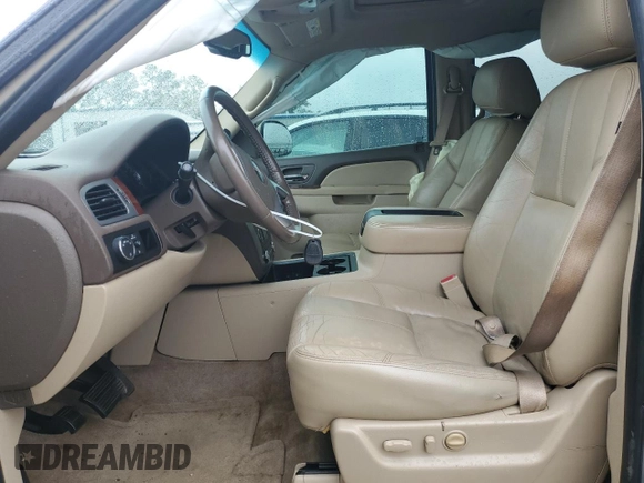 2011 GMC Yukon XL SLT with VIN 1GKS1KE01BR203962, listed as a Copart auction lot 80726164 with 199,112 mi miles and Salvage Title. Bid and sale history available at DreamBid. Image 7.